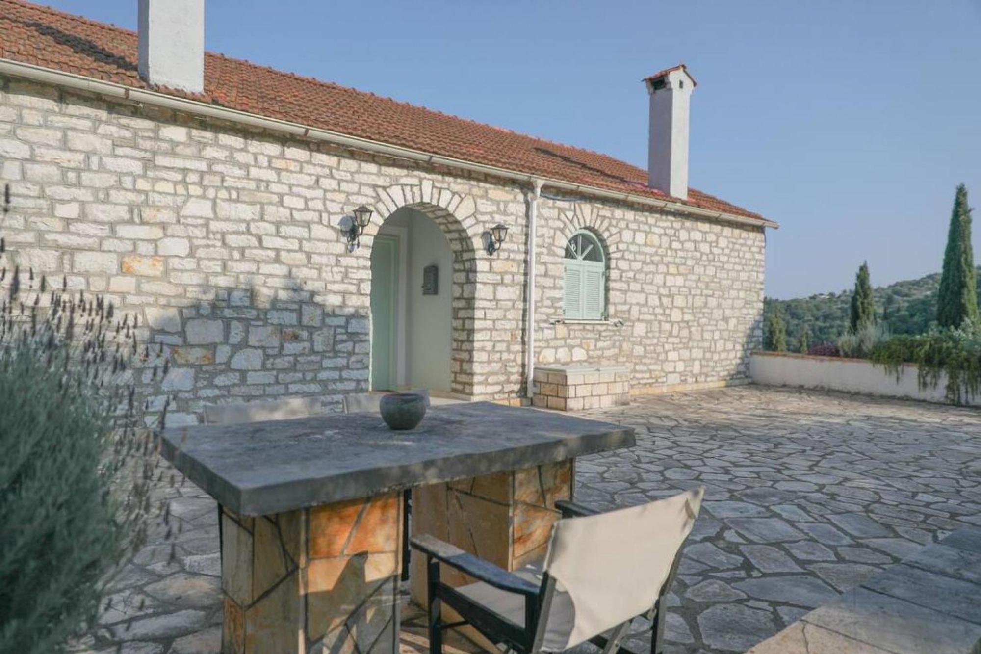 Sinies Stone - Ne Corfu *